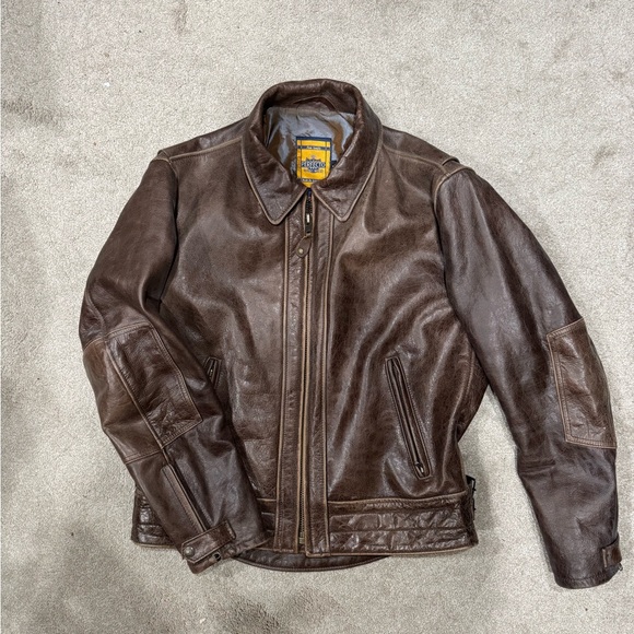 Schott NYC Perfecto Leather Jacket 585 in size L